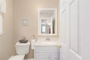 105 Coldbrook Dr, Cranston, RI 02920 - Photo 15