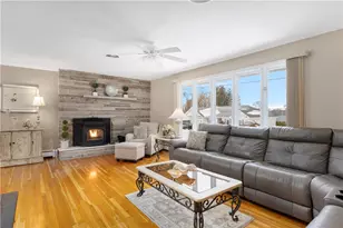 105 Coldbrook Dr, Cranston, RI 02920 - Photo 11