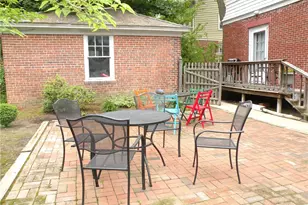 389 Lloyd Ave, Providence, RI 02906 - Photo 11