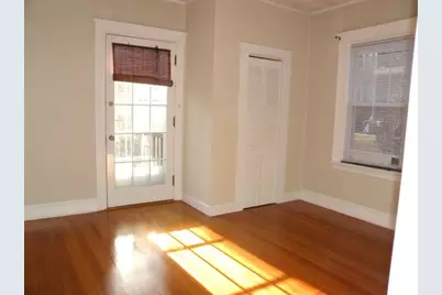 389 Lloyd Avenue #1, Providence, RI 02906 - Photo 9