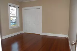 389 Lloyd Ave, Providence, RI 02906 - Photo 7