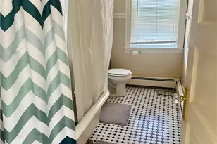 387 Lloyd Ave, Providence, RI 02906 - Photo 7