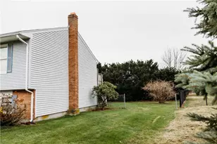 16 Ward Ave, Middletown, RI 02842 - Photo 5