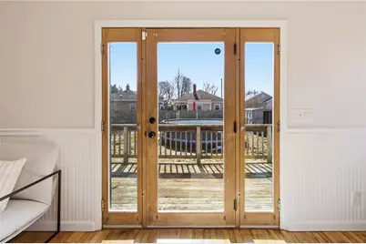 52 Hazard Avenue, Warwick, RI 02889 - Photo 9