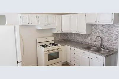 404 Carrington Avenue, Woonsocket, RI 02895 - Photo 3