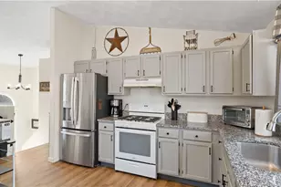 84 Crestwood Dr, West Warwick, RI 02893 - Photo 9