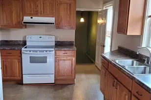 37 Columbia St, South Kingstown, RI 02879 - Photo 7