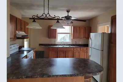 37 Columbia Street, South Kingstown, RI 02879 - Photo 5