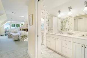 315 Ocean Ave, Newport, RI 02840 - Photo 33