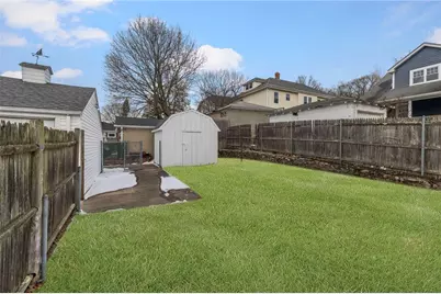 33 Moorland Avenue, Providence, RI 02908 - Photo 3