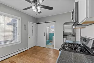 123 Mauran St, Cranston, RI 02910 - Photo 17