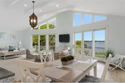 117 Indian Avenue, Portsmouth, RI 02871 - Photo 9