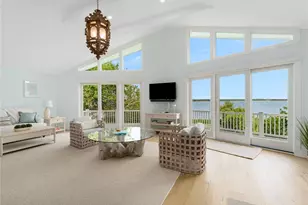 117 Indian Ave, Portsmouth, RI 02871 - Photo 3