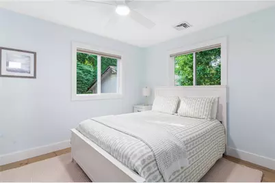 117 Indian Avenue, Portsmouth, RI 02871 - Photo 17