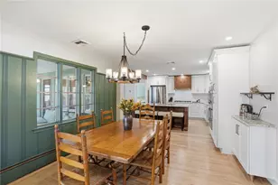 242 Brettonwoods Dr, Cranston, RI 02920 - Photo 17