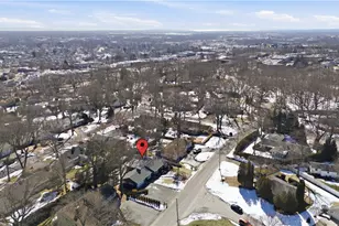 242 Brettonwoods Dr, Cranston, RI 02920 - Photo 49