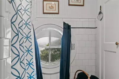 718 Bellevue Avenue #5, Newport, RI 02840 - Photo 29