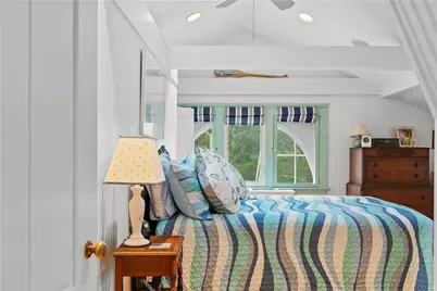 718 Bellevue Avenue #5, Newport, RI 02840 - Photo 21