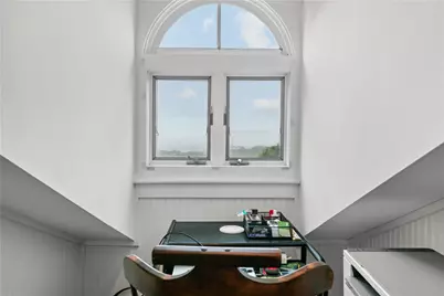 718 Bellevue Avenue #5, Newport, RI 02840 - Photo 27