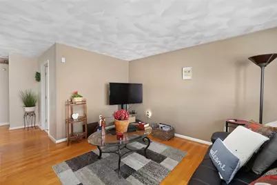 239 Ausdale Road, Cranston, RI 02910 - Photo 3