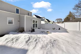 239 Ausdale Rd, Cranston, RI 02910 - Photo 19