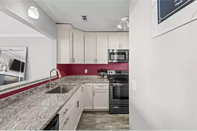 626 Smithfield Road #906, North Providence, RI 02904 - Photo 9