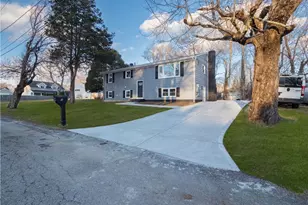 2 Sandalwood Ct, Coventry, RI 02816 - Photo 3