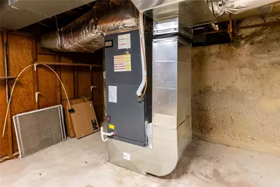 10 Potter Drive, Providence, RI 02907 - Photo 31