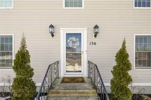 136 Corporate Pl, Middletown, RI 02842 - Photo 13