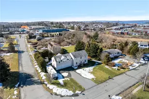 136 Corporate Pl, Middletown, RI 02842 - Photo 9