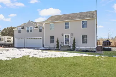 136 Corporate Place, Middletown, RI 02842 - Photo 5