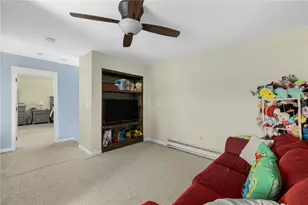 136 Corporate Pl, Middletown, RI 02842 - Photo 33