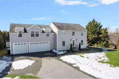 136 Corporate Place, Middletown, RI 02842 - Photo 3