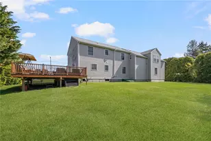 136 Corporate Pl, Middletown, RI 02842 - Photo 35