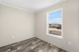 38 Lowell Ave, Pawtucket, RI 02861 - Photo 15