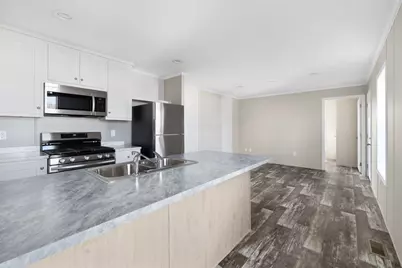 38 Lowell Avenue, Pawtucket, RI 02861 - Photo 11