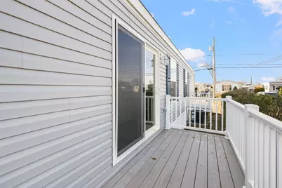 38 Lowell Avenue, Pawtucket, RI 02861 - Photo 25