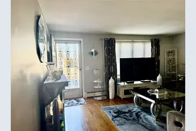 327 Rhode Island Avenue, Pawtucket, RI 02860 - Photo 11