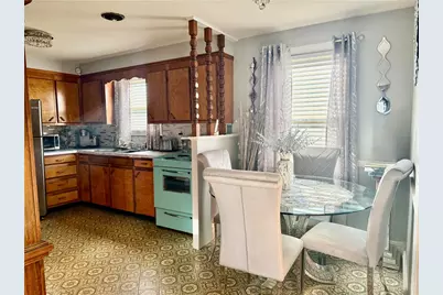 327 Rhode Island Avenue, Pawtucket, RI 02860 - Photo 7