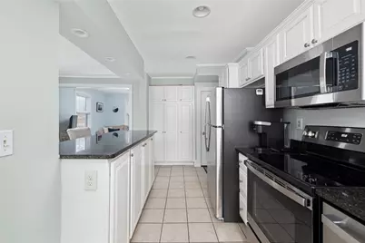 24 Morgan Street, Newport, RI 02840 - Photo 25