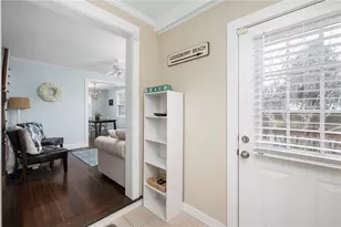 24 Morgan St, Newport, RI 02840 - Photo 5