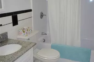 232 Greenwood Ave, Warwick, RI 02886 - Photo 9