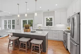 33 Cassidy Trl, Coventry, RI 02816 - Photo 3