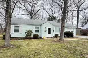 135 S Pierce Rd, East Greenwich, RI 02818 - Photo 1