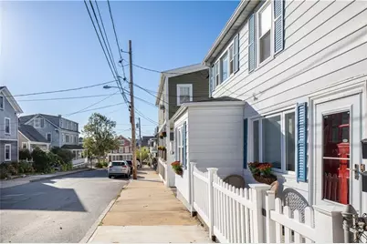 22 Dearborn Street #2, Newport, RI 02840 - Photo 15