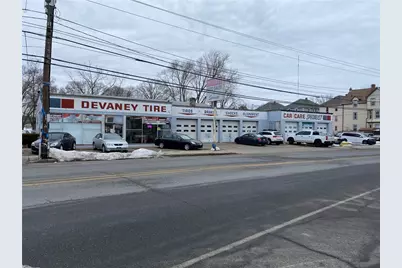 741 N Broadway, East Providence, RI 02914 - Photo 1