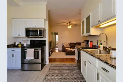 102 Broadway #2B, Newport, RI 02840 - Photo 5