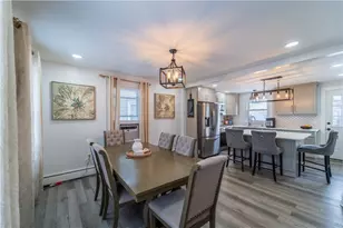 17 Beecher St, Pawtucket, RI 02860 - Photo 5