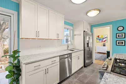 22 Grassy Plain Road, East Providence, RI 02915 - Photo 9