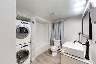 29 Gibbons Ave, Warwick, RI 02889 - Photo 13